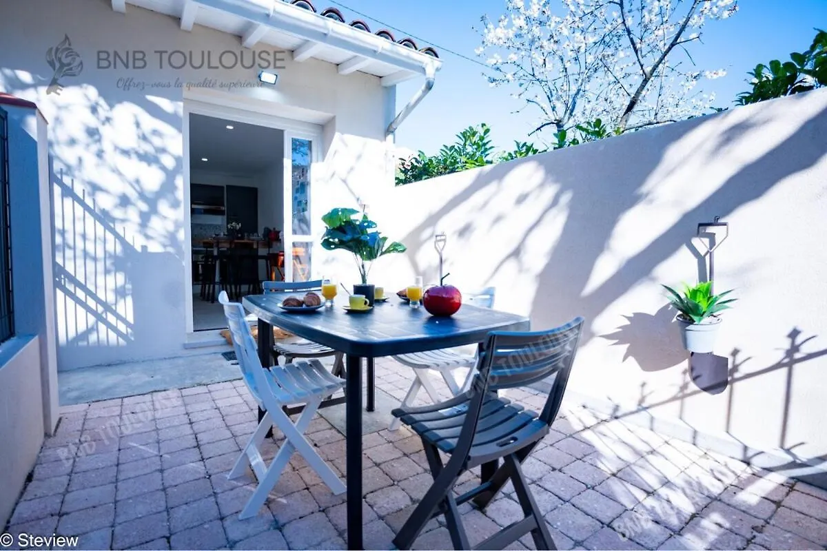 Bnb Toulouse - Refuge Urbain - Clim - Terrasse - Parking - Wifi - Proche Transports 0*,